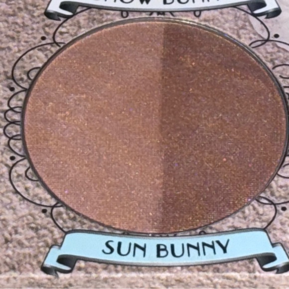 Too Faced The Bronzed And The Beautiful - Picture 7 of 8